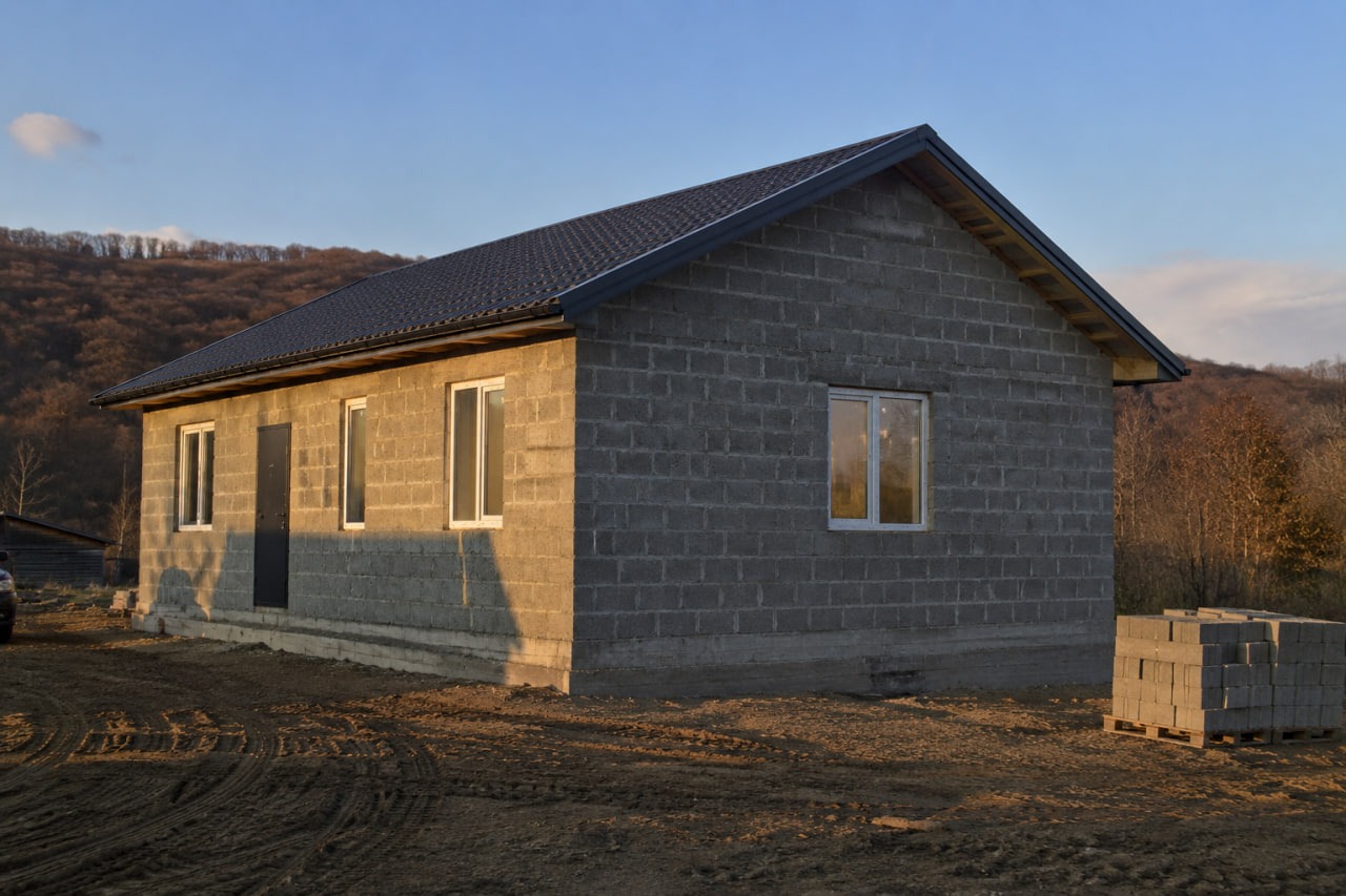 Одноэтажный из отсевблока, 80 м²